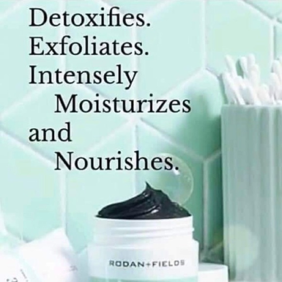 🖤 Charcoal Recharge Detox Mask 🖤 by R and F - Picture 4 of 6